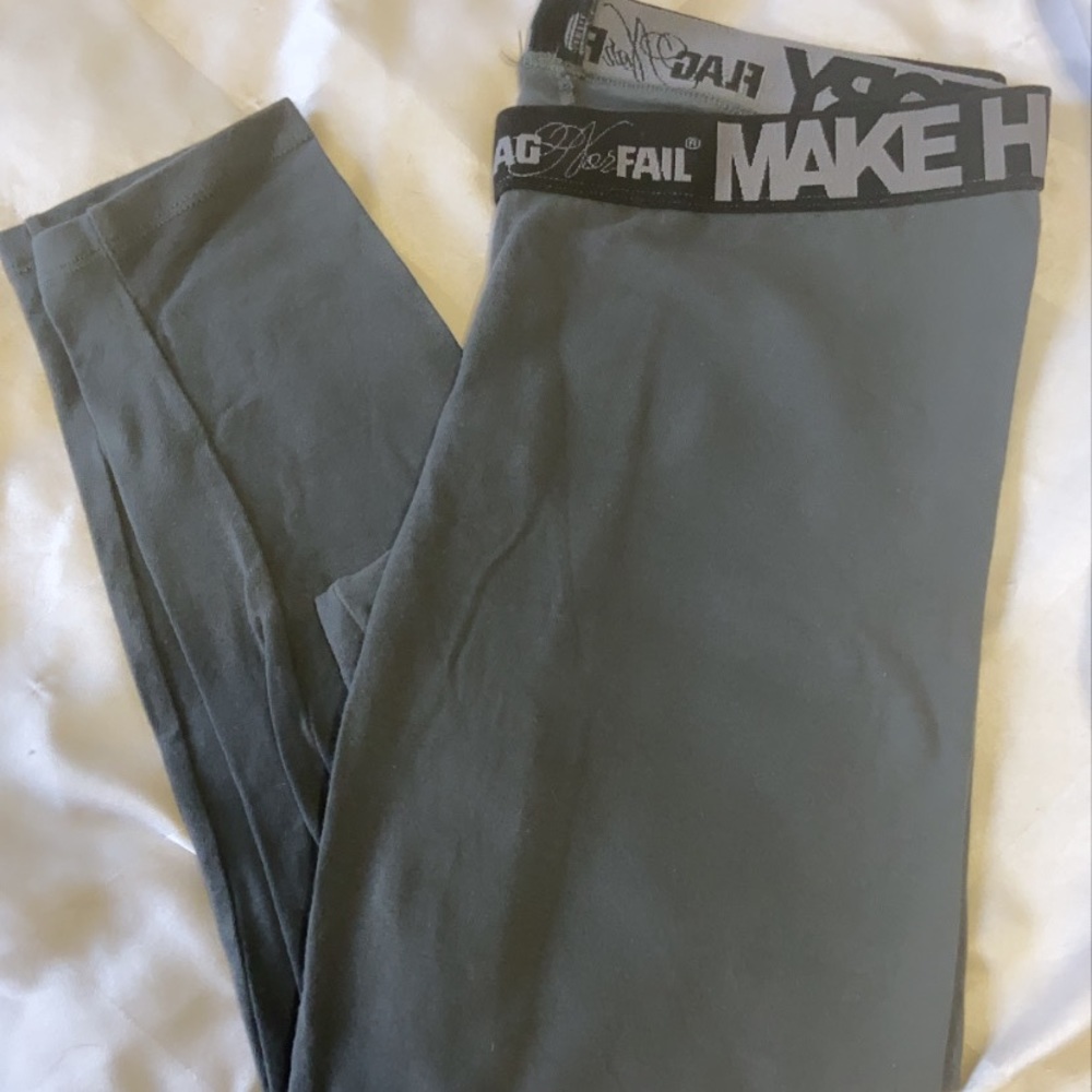Flag Nor Fail leggings